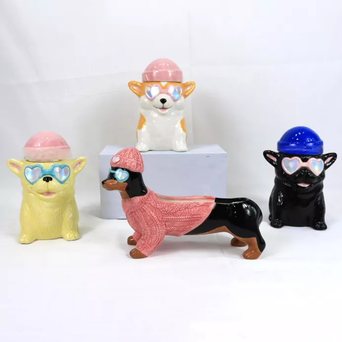 Animalien zeramikazko kandela-euskarria